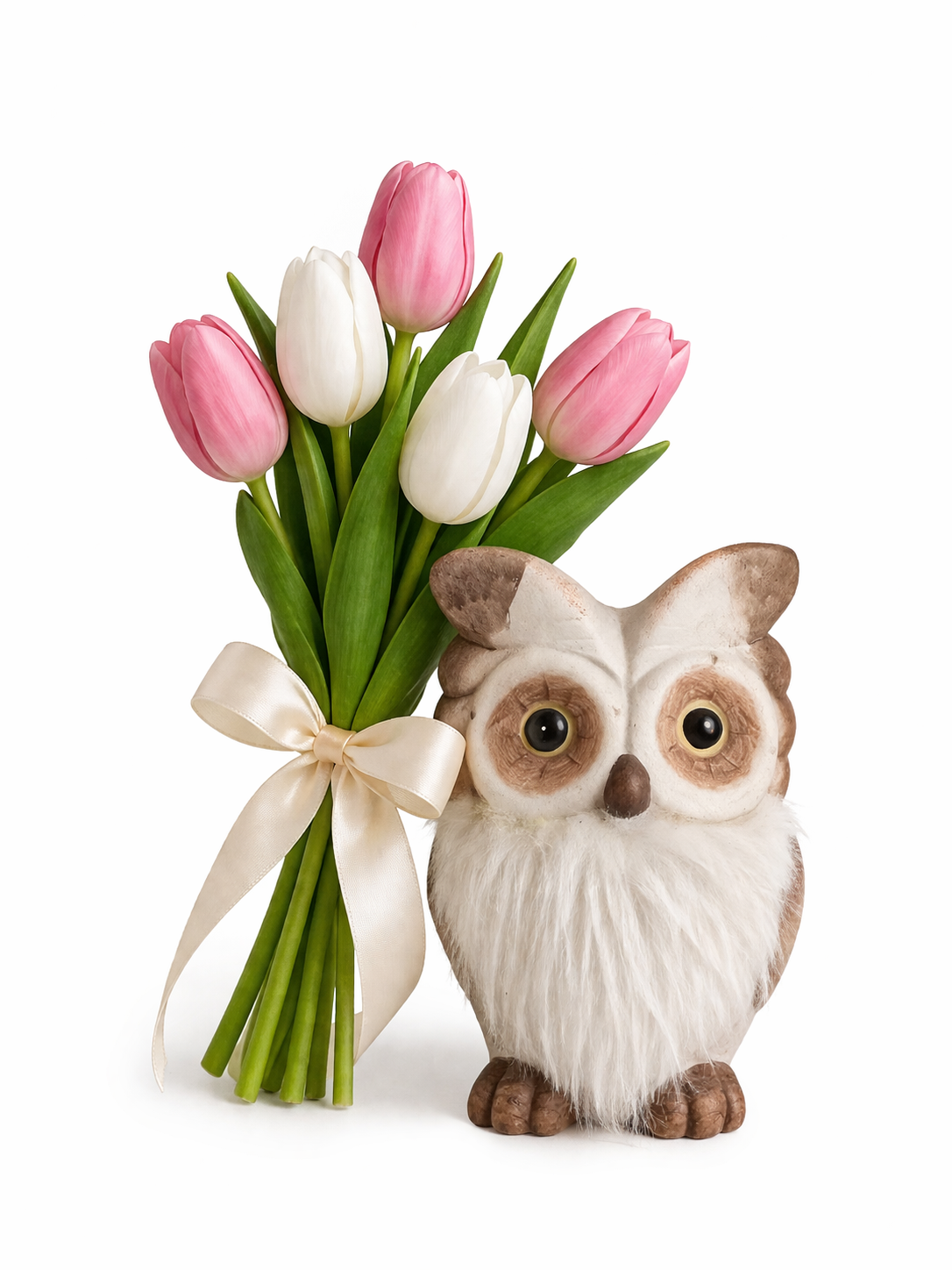 Gufo decorativo con composizione floreale